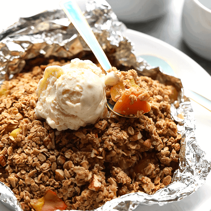 Grilled Peach Crisp Foil Packs: Vegan-Friendly & Oven-Free Dessert
